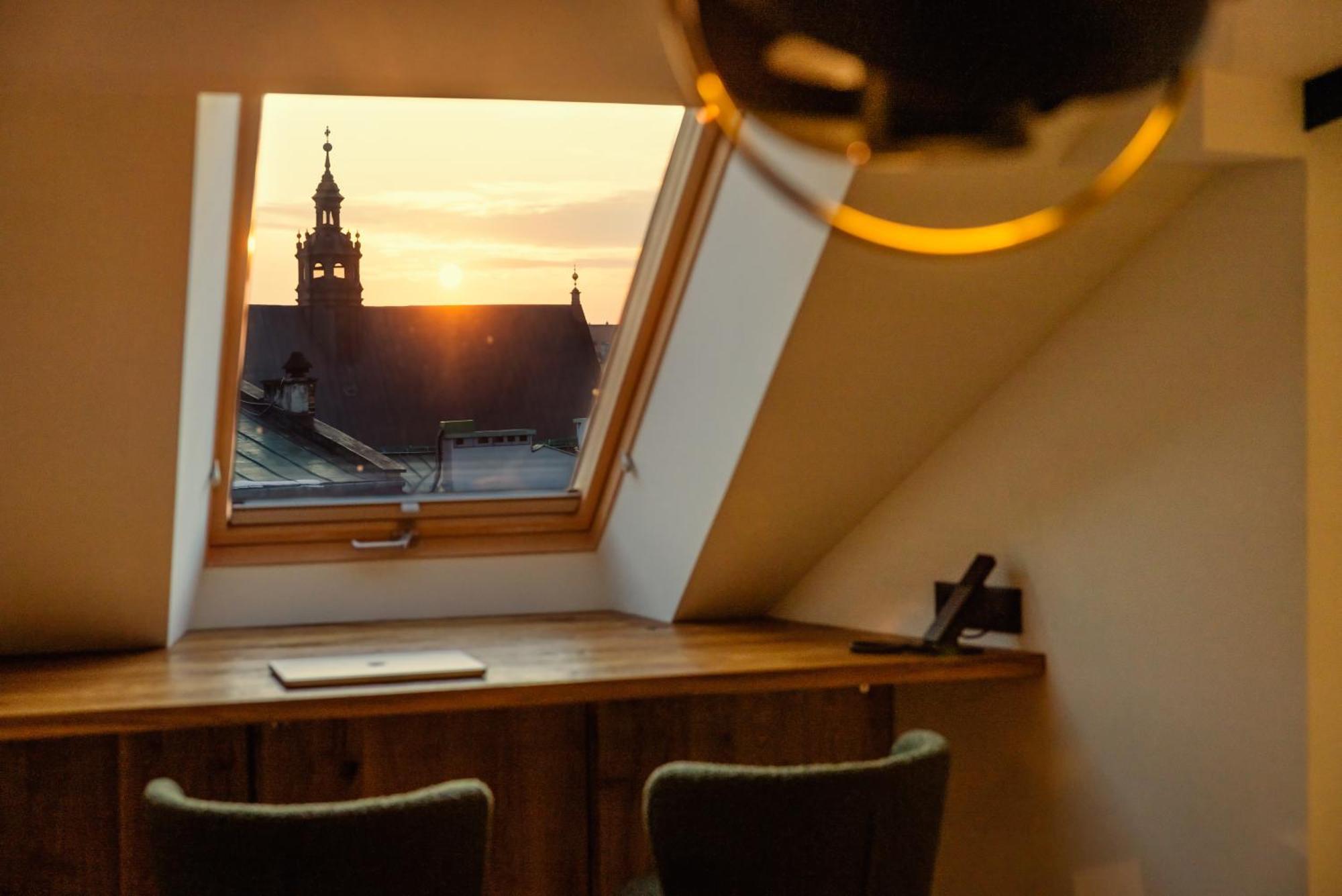 Nomadic Urban Premium Suites Krakkó Kültér fotó