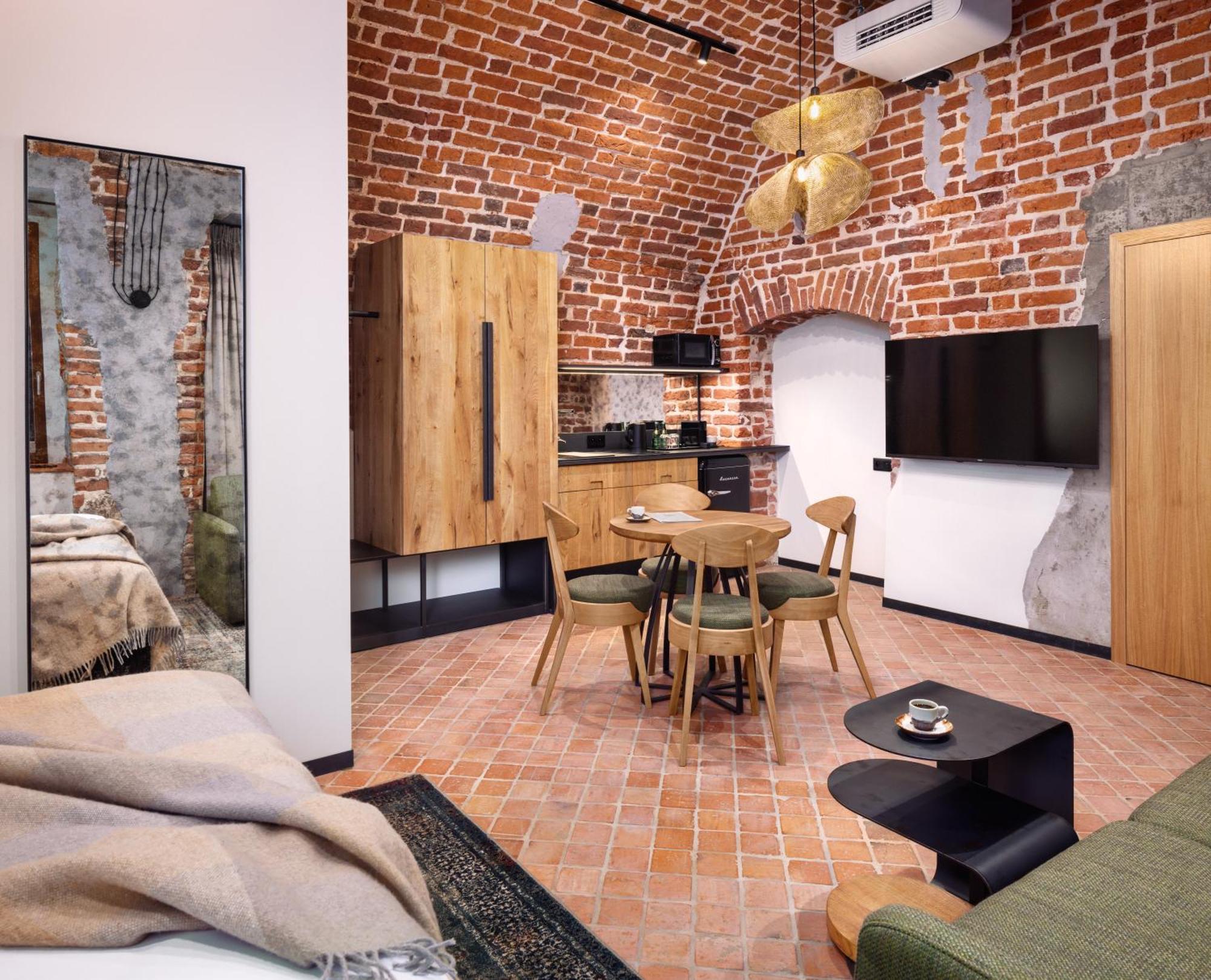 Nomadic Urban Premium Suites Krakkó Kültér fotó