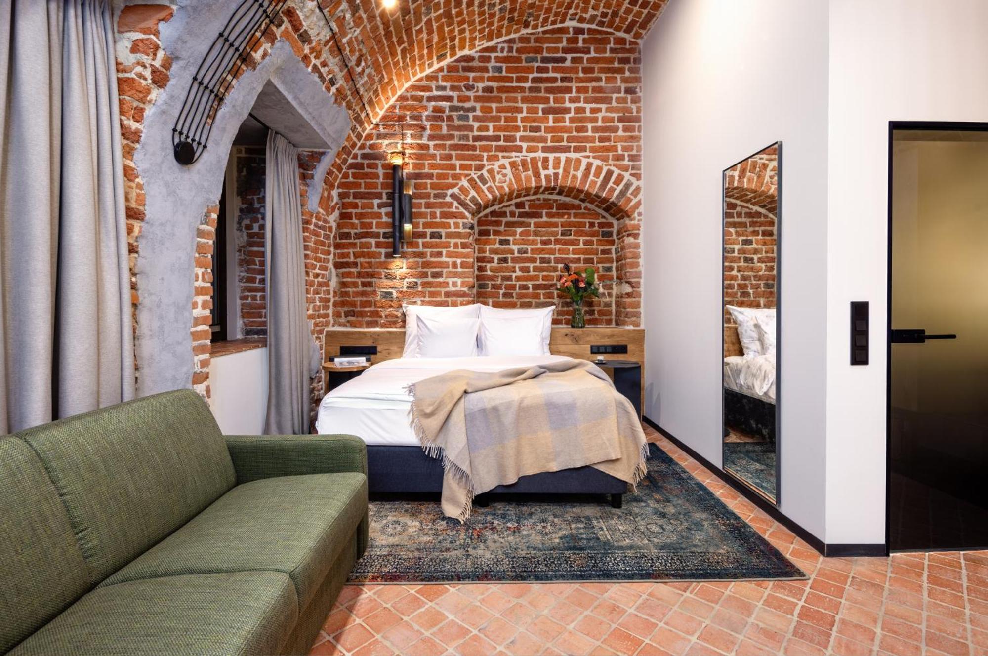 Nomadic Urban Premium Suites Krakkó Kültér fotó