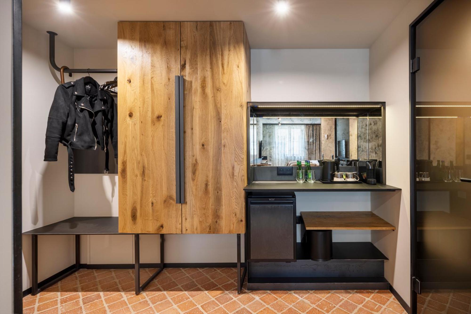 Nomadic Urban Premium Suites Krakkó Kültér fotó