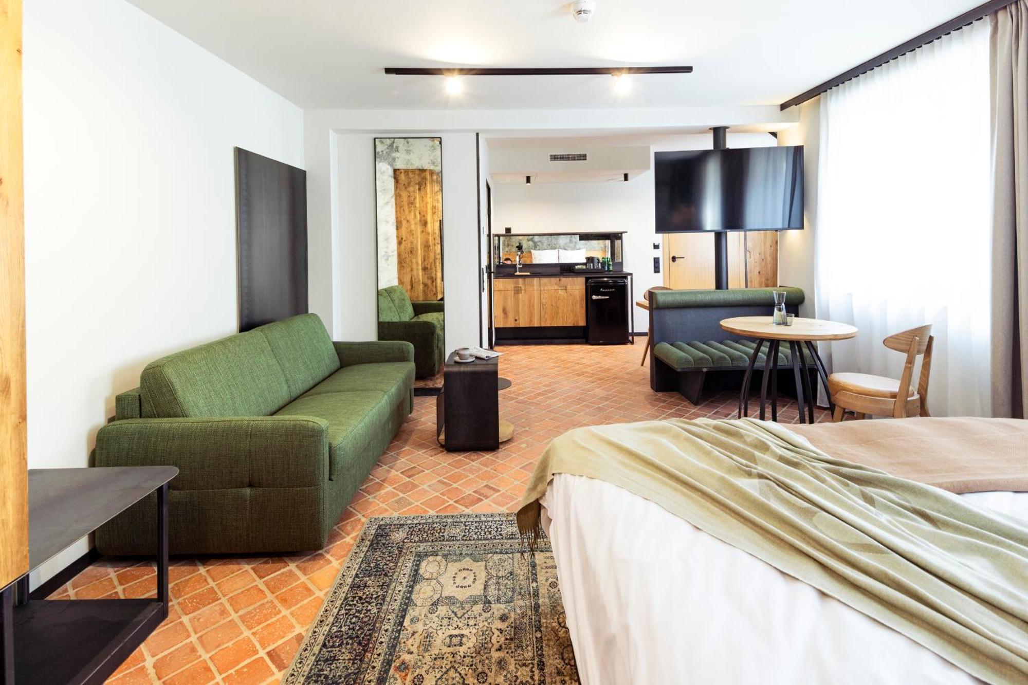 Nomadic Urban Premium Suites Krakkó Kültér fotó