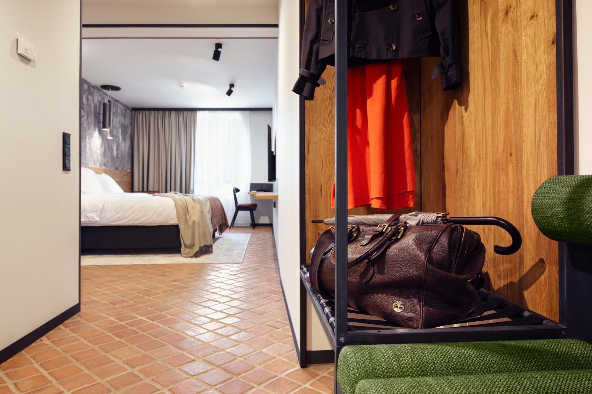 Nomadic Urban Premium Suites Krakkó Kültér fotó