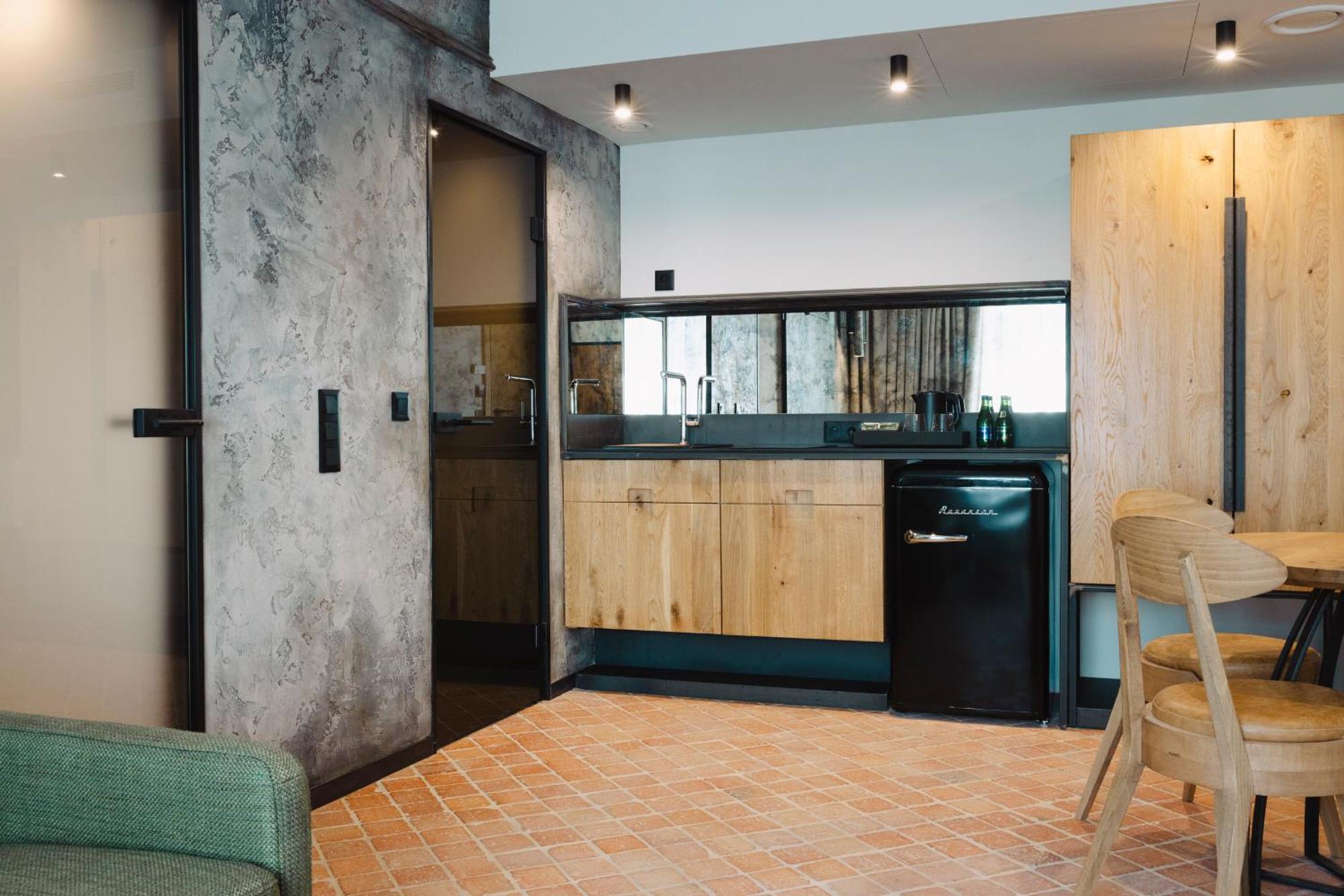 Nomadic Urban Premium Suites Krakkó Kültér fotó